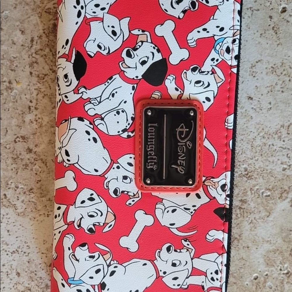 NWT Disney loungefly wallet